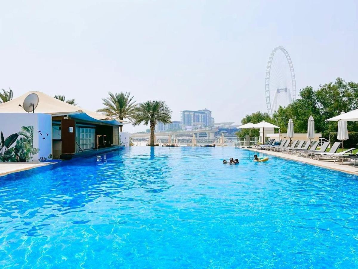 Private Access - Canal View